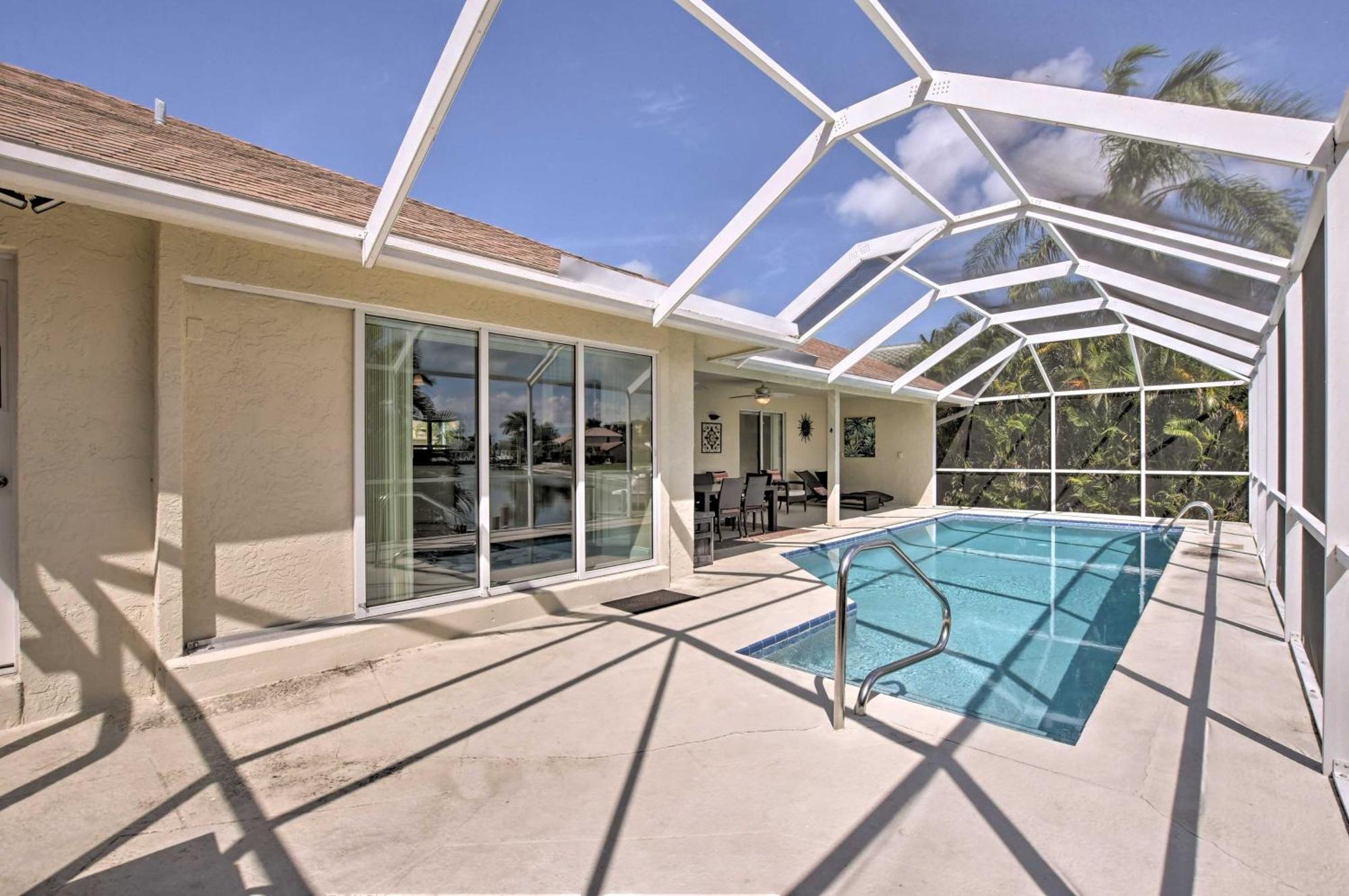 Canalfront Home With Private Saltwater Pool! Marco Island Kültér fotó